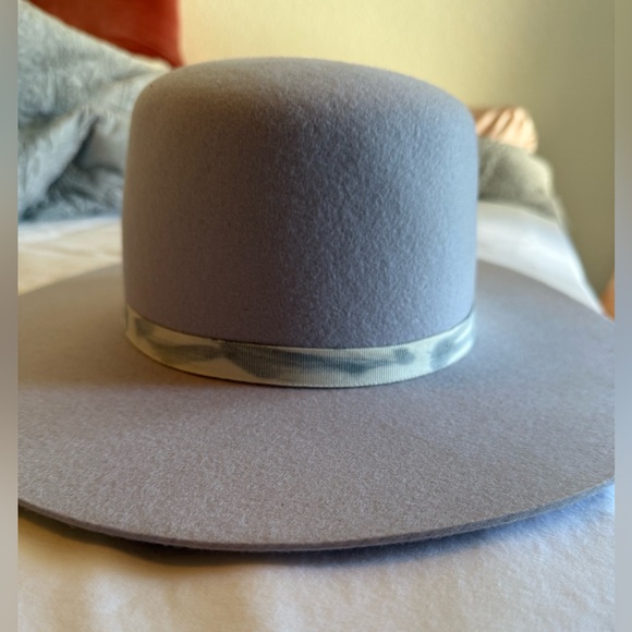Hat - Picture 1 of 5